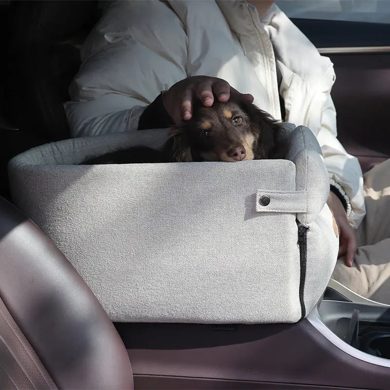 Cozy Car Central Dog Bed – Perfect Comfort for Your Pup On the Go! Pawfect Paws