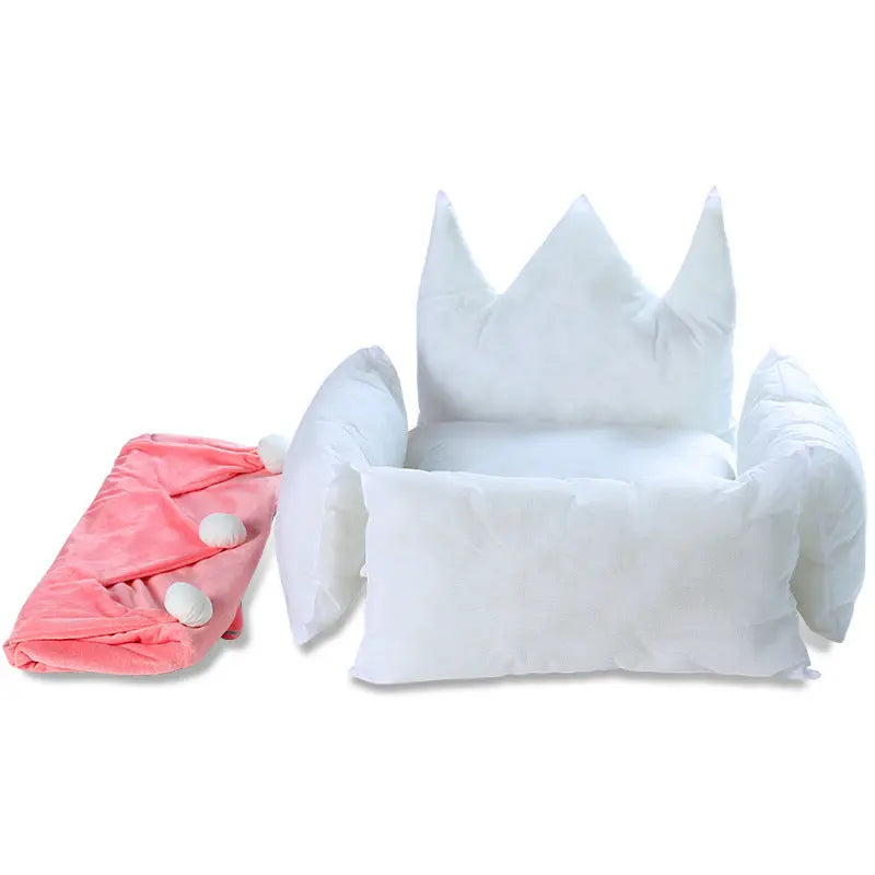"Crown" - Dog Bed Pawfect Paws